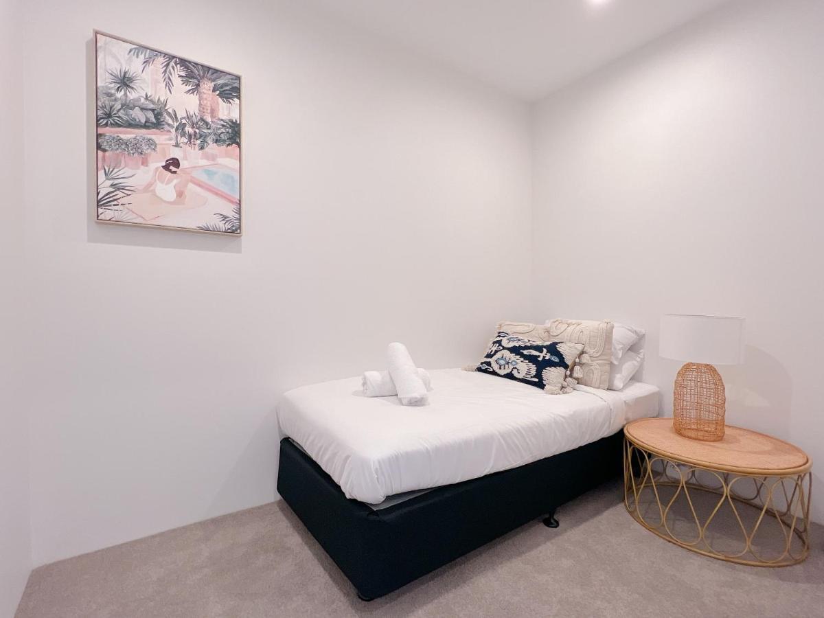 Brand New Riverside Designer 2Bd Apartment At West End บริสเบน ภายนอก รูปภาพ